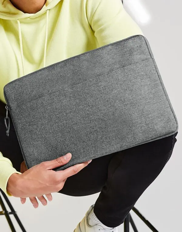 Essential 15" Laptop Case