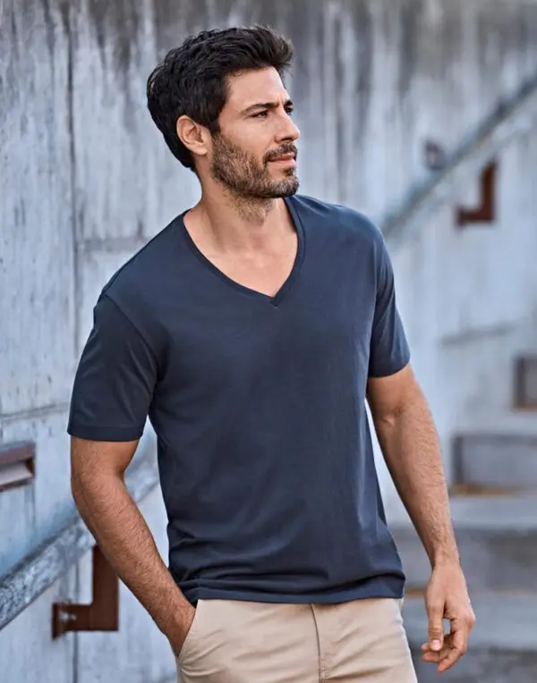 Men's Fashion V-Neck Sof Tee