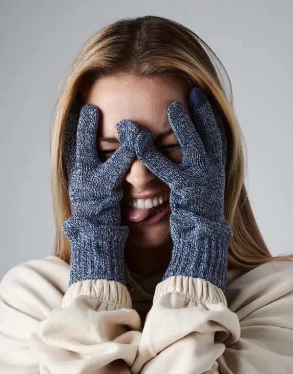 TouchScreen Smart Gloves