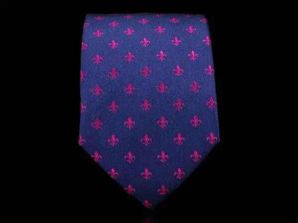 Krawatte Fleur de Lis - 100% Seidenkrawatten. Edel Männer-Design Krawatte blau für Business, Hochzeit - 150 x 8 cm - Blau Fuchsia