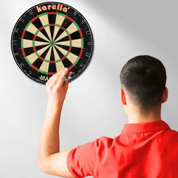 Dartboard Karella Master im Set