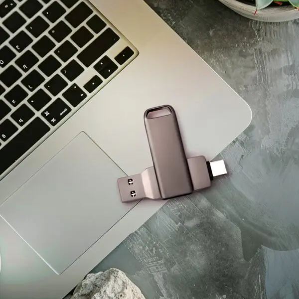 SwiftTransfer OTG USB Stick